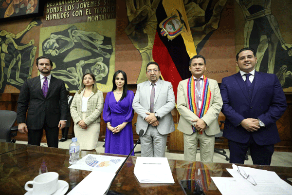 Vicepresidencia de la Asamblea Nacional es ocupada por UNES 1 asamblea vicepresidencia