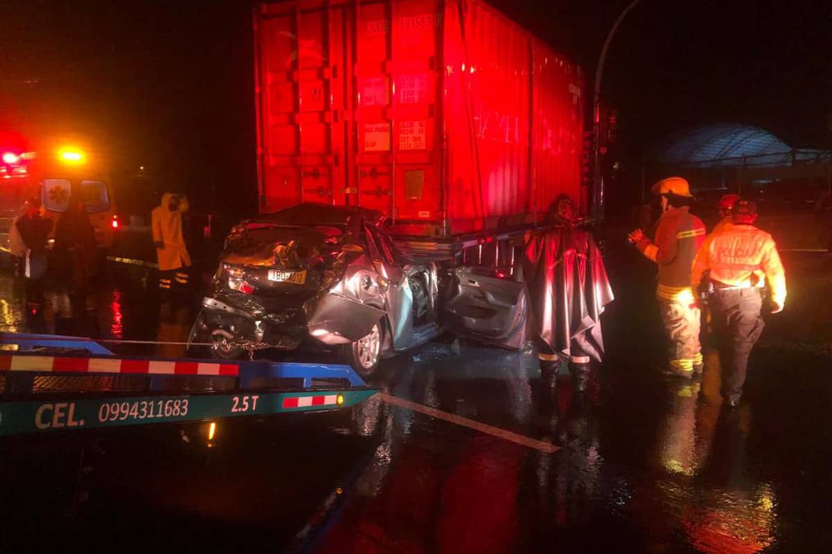 Triple choque en la Panamericana con heridos leves | Diario El Norte