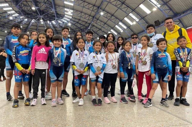 Patinadores de Imbabura se preparan para su reto internacional