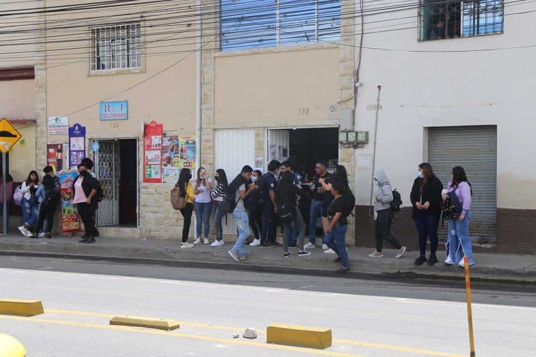 Retorno a las aulas 'resucita' a locales del sector universitario