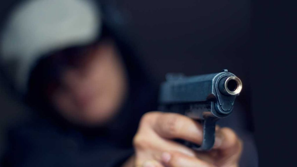 Roban a joven mientras intentaba depositar dinero en Ibarra 1 KY4PWXP5ABHGVGHDCBYTUUMJTY 1