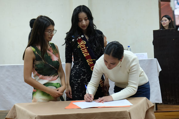 Jóvenes de Imbabura podrán acceder a becas de REDMUN 1 becas redmun