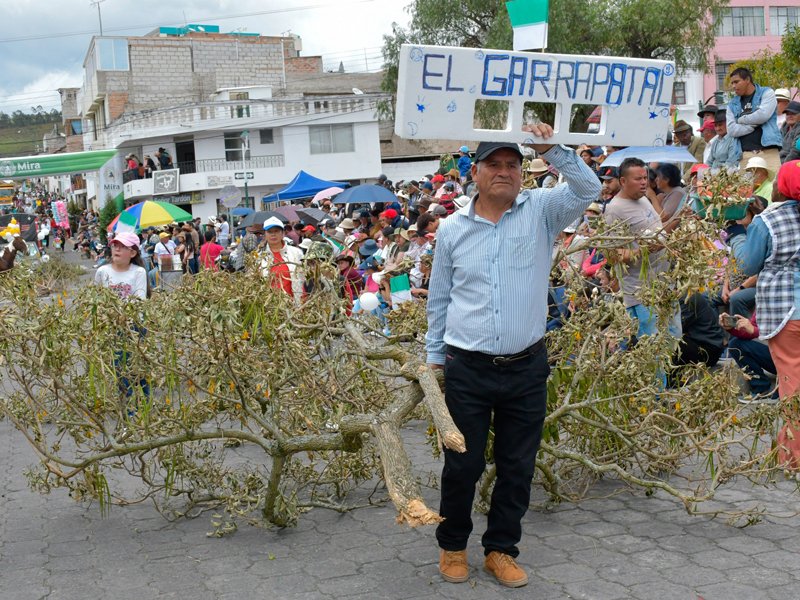 La Chamiza juntó a los mireños previo a su cantonización 7 chamiza