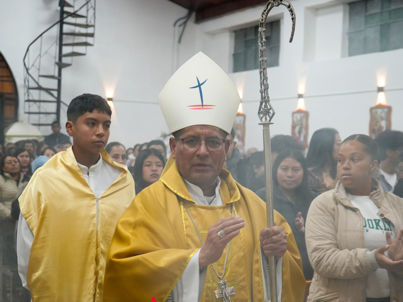 Cuesaca bendijo su capilla en medio de la fe y unidad 7 cuesaca-capilla