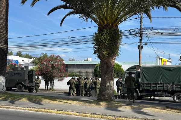 FERIADO