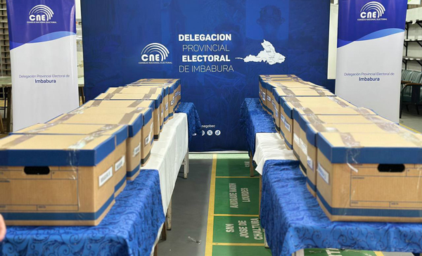 CNE Imbabura activa la mesa de seguridad electoral y recibe kits técnicos para el proceso 2025 5 CNE