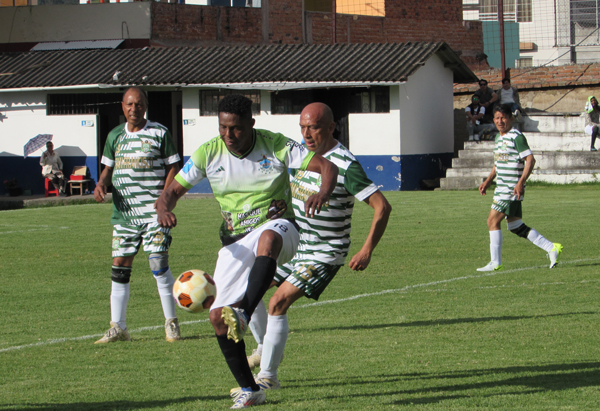 Fútbol barrial: sub 50 tiene listo otro capítulo 3 FÚTBOL