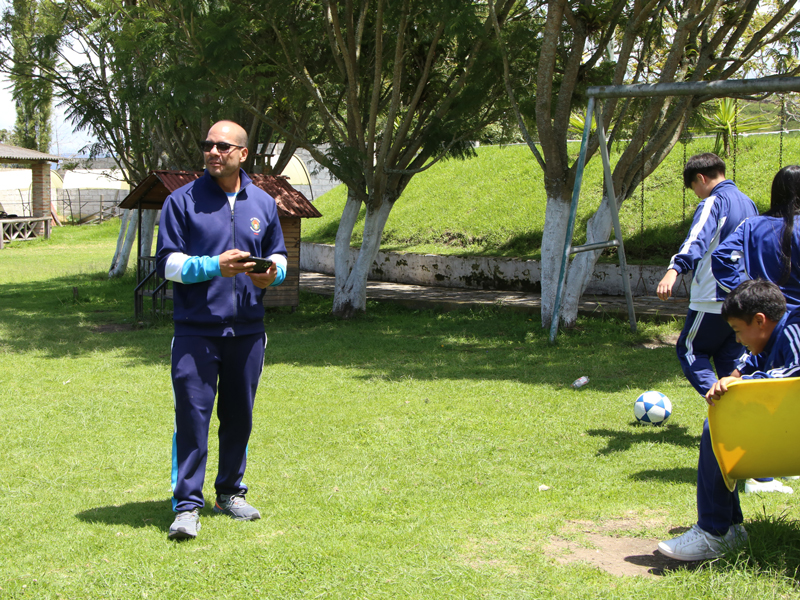 Jairo Saá, un docente católica 'a todo dar' 10 docete 2