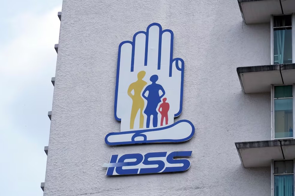 IESS adelanta el pago de pensiones para miles de jubilados 2 iess 2