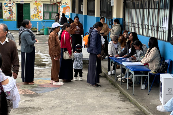 votaciones otavalo