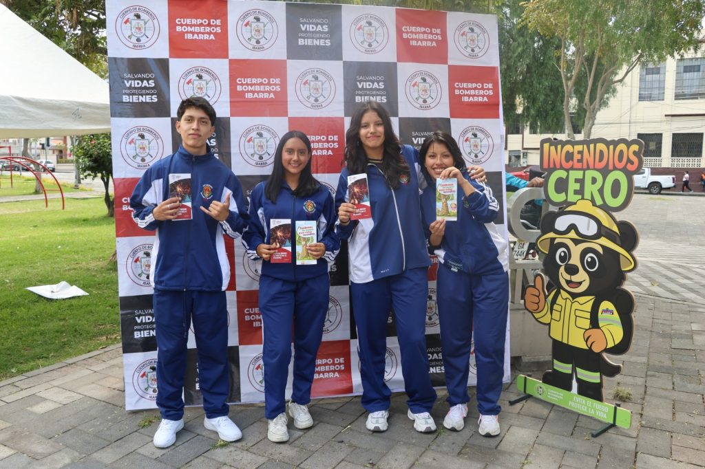 Bomberos de Ibarra llegaron con un mensaje preventivo 7 90158016 ad05 44d3 9f48 416ab6c7faa2