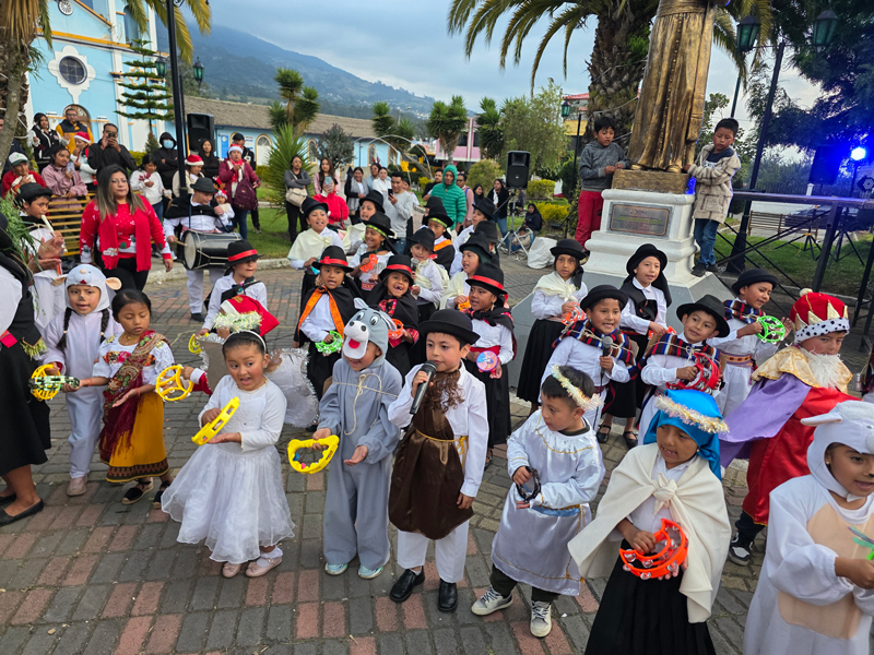 González Suárez fortalece la identidad cultural con concurso de villancicos en kichwa 2 gonzalez suarez
