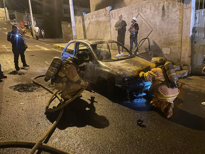 Incendio vehicular deja personas heridas en Ibarra 6 incendio alpachaca