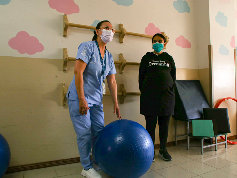 IESS Ibarra inaugura Gimnasia Obstétrica en 2026 4 embarazadas