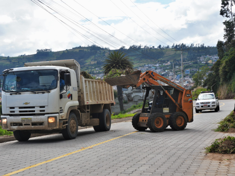 Inauguran la vía Otavalo-Quichinche 3 quichinche 1