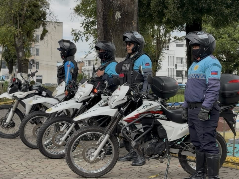 Los agentes municipales realizan control zonal urbano 1 municipales