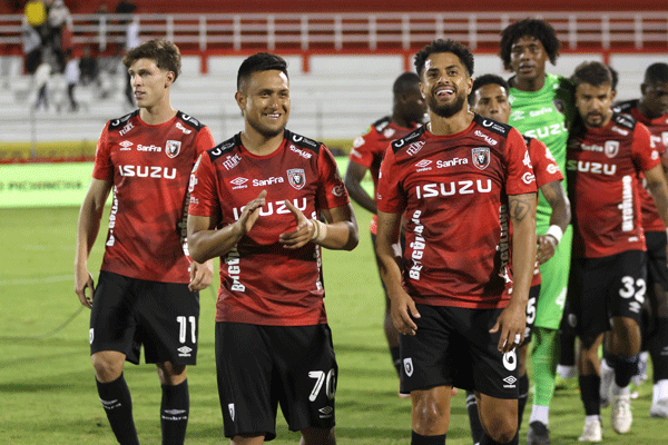 Leones