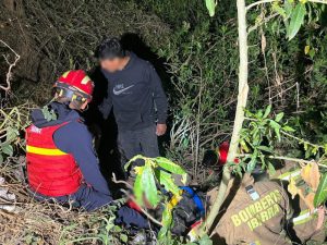 bomberos accidente moto