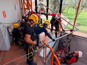 Diario El Norte 30 rescate bomberos ibarra
