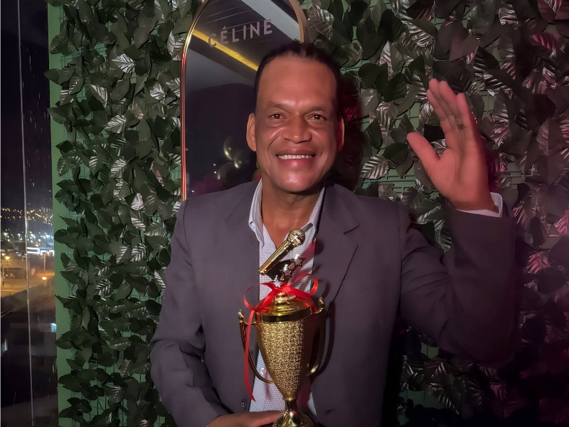 Patricio Viveros, orgulloso de promover el ritmo de la Bomba 1 viveros 2