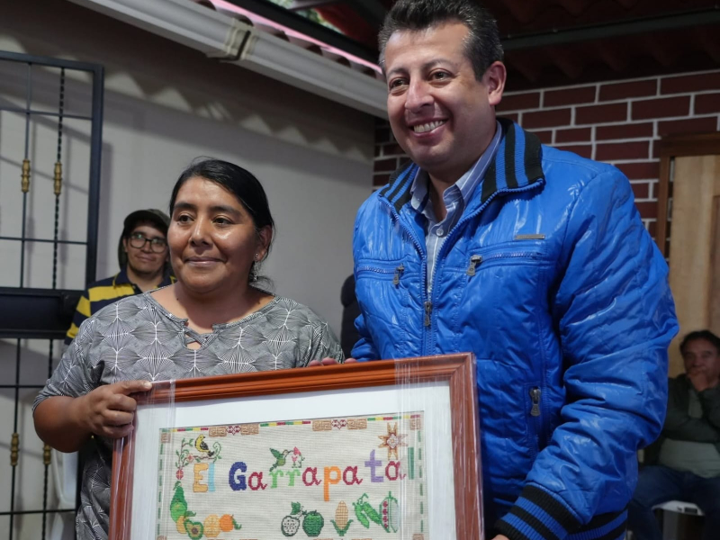 El Garrapatal inaugura 800 metros de empedrado con aporte de Prefectura 1 garrapatal regalo